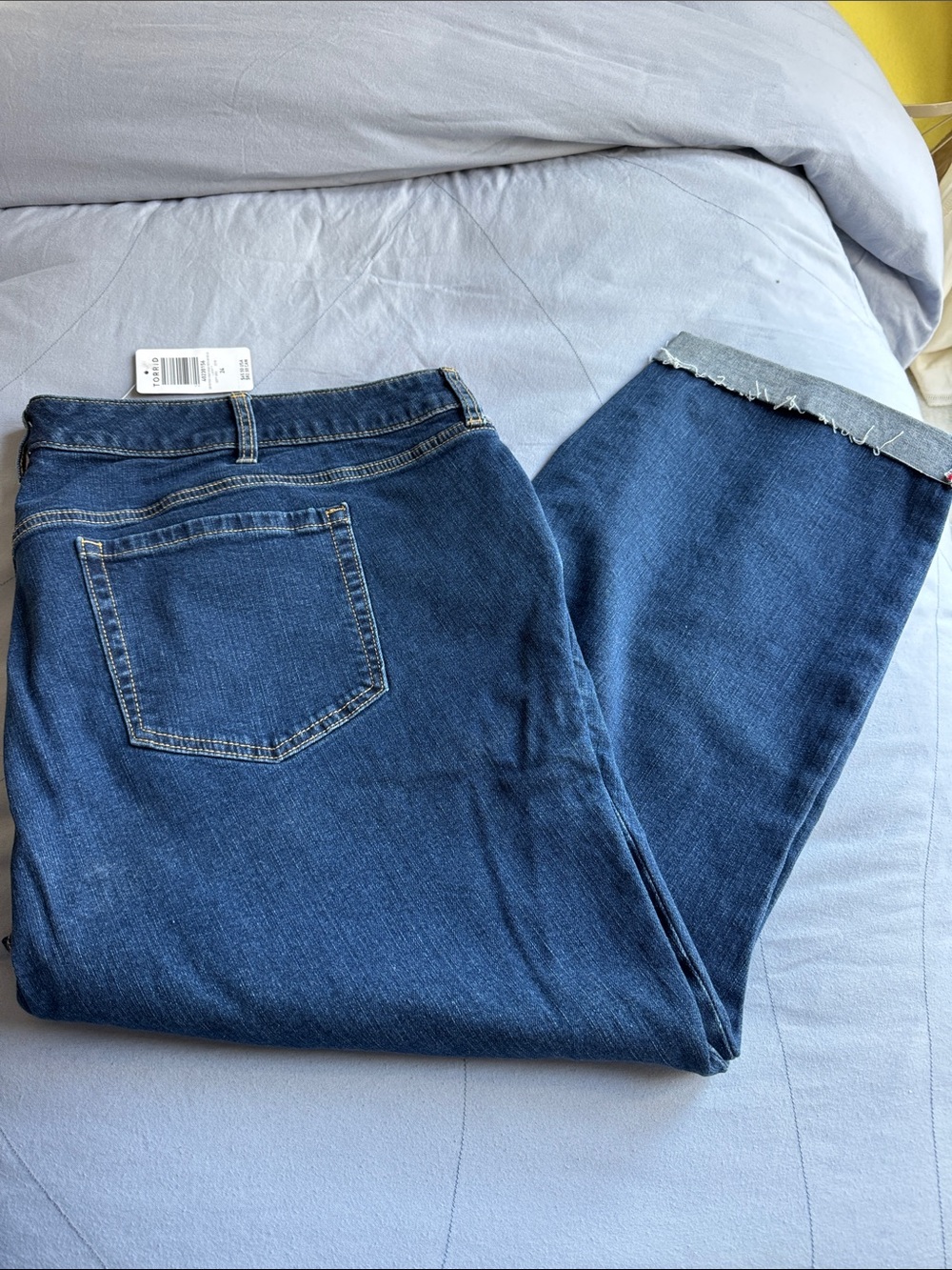 torrid Dark Blue Frayed Hem Crop Jeans